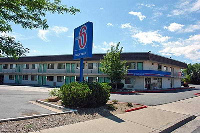 Motel 6-Reno, Nv - Livestock Events Center מראה חיצוני תמונה